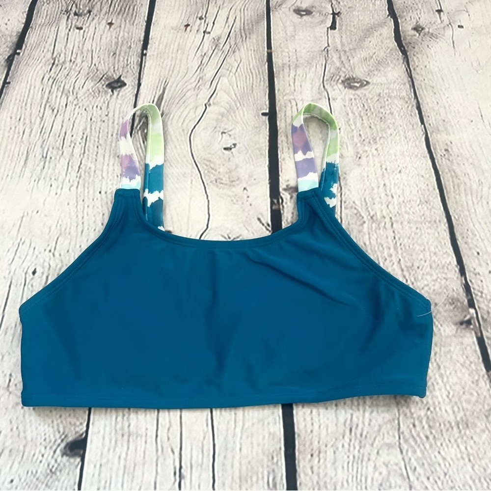 NWOT ROATAN SWIM WEAR TOP SIZE XL